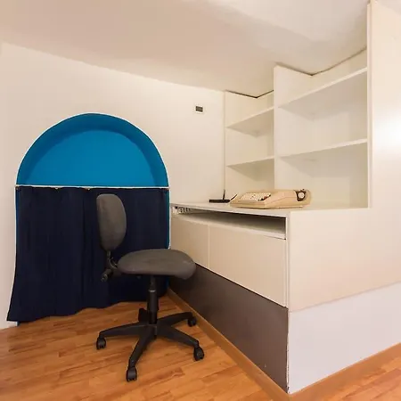 Moleloca - Open Space Parma Apartment