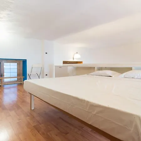 Apartment Moleloca - Open Space Parma Turin