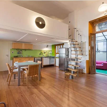 Moleloca - Open Space Parma Apartment